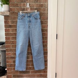Levi’s Ribcage Straight Jeans w/ 29” inseam